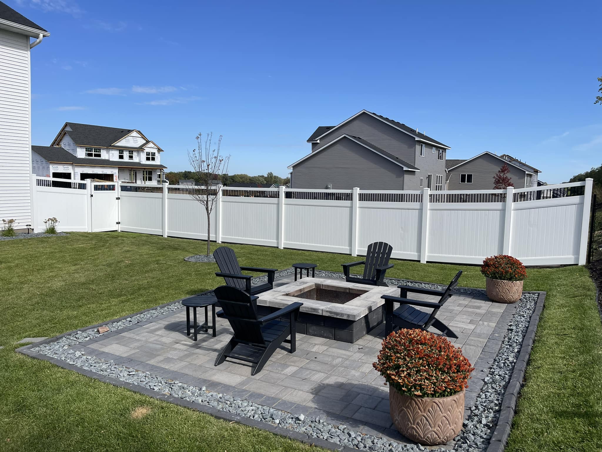 Different Types of Fences: What kind of fence should I get? [Pros